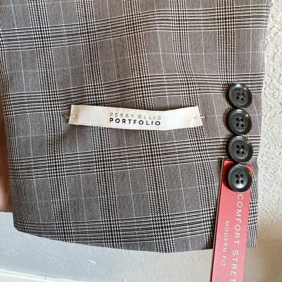 PERRY ELLIS PORTFOLIO SUIT COAT - Picture 11 of 13